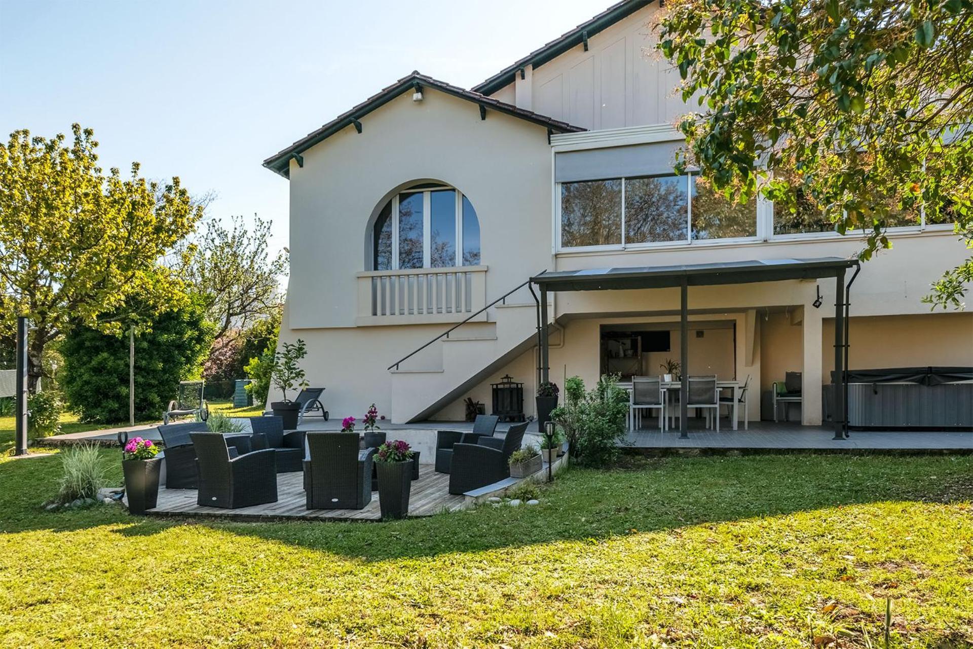 Maison Familiale Bergerac Billard Jardin Clos Εξωτερικό φωτογραφία